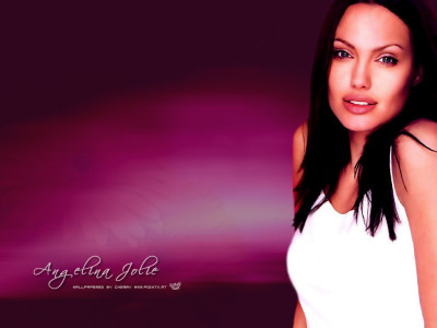 Tapeta: Angelina Jolie 4