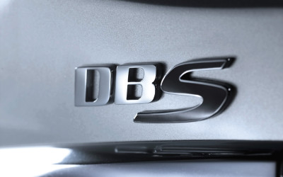 Tapeta: Aston martin DBS-1