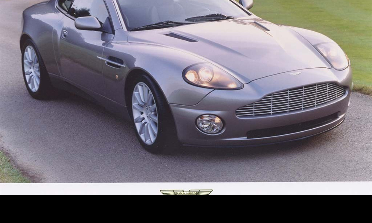 Tapeta astonmartin3