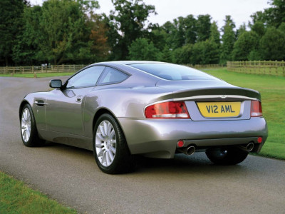 Tapeta: Aston Martin 6