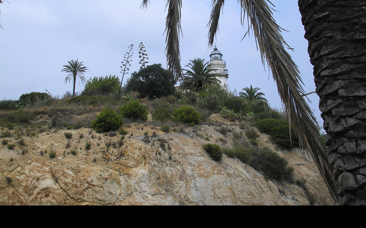Tapeta calella_majak_2