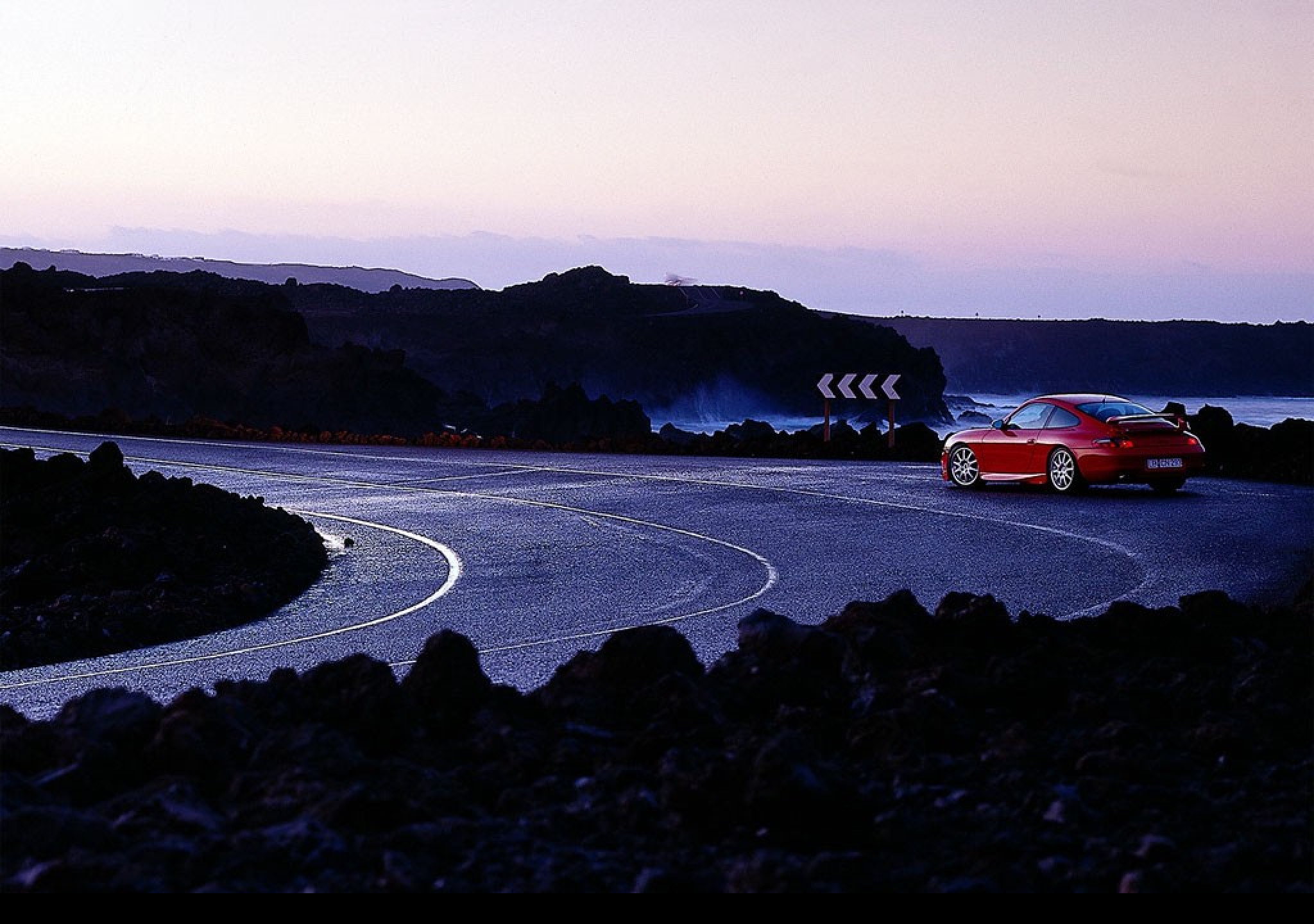 Tapeta cervene_porsche