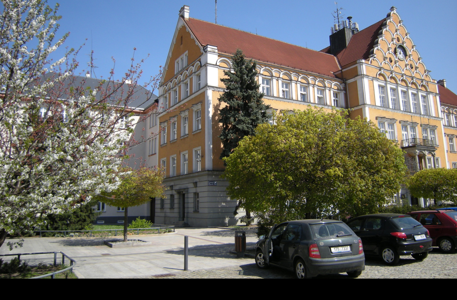 Tapeta ceskotesinsky_rathaus