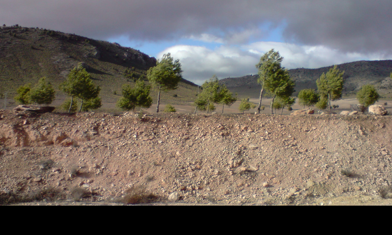 Tapeta cesta_k_sierra_nevada