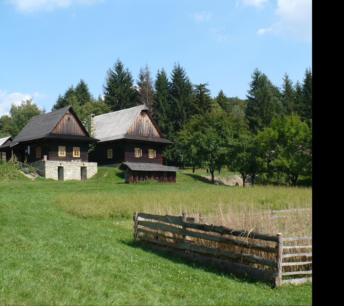 Tapeta chalupy_v_horach