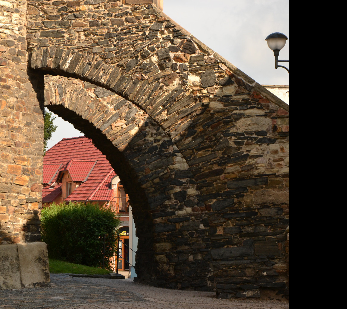 Tapeta chramove_oblouky