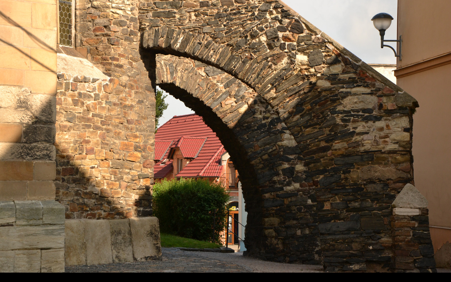 Tapeta chramove_oblouky