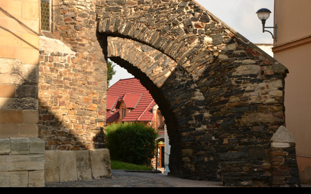 Tapeta chramove_oblouky