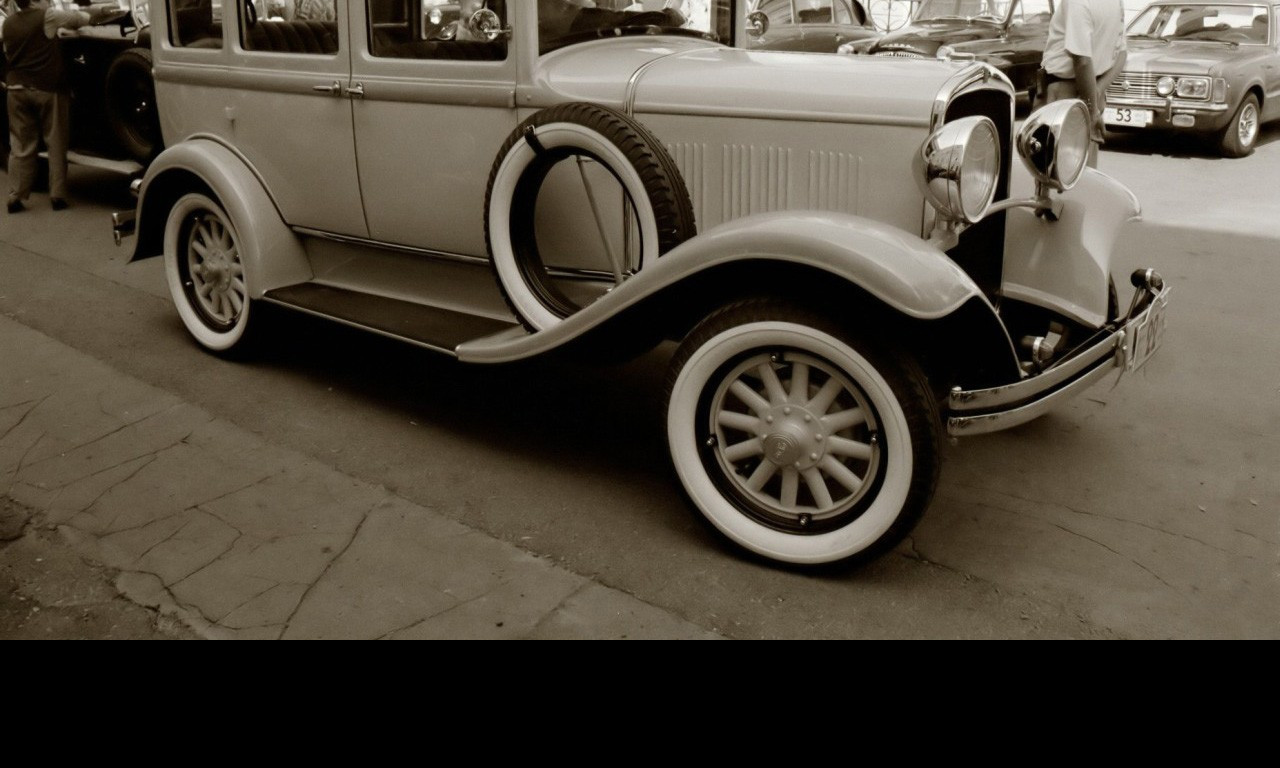 Tapeta dedecekautomobil