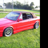 Tapeta e30_cabrio_red