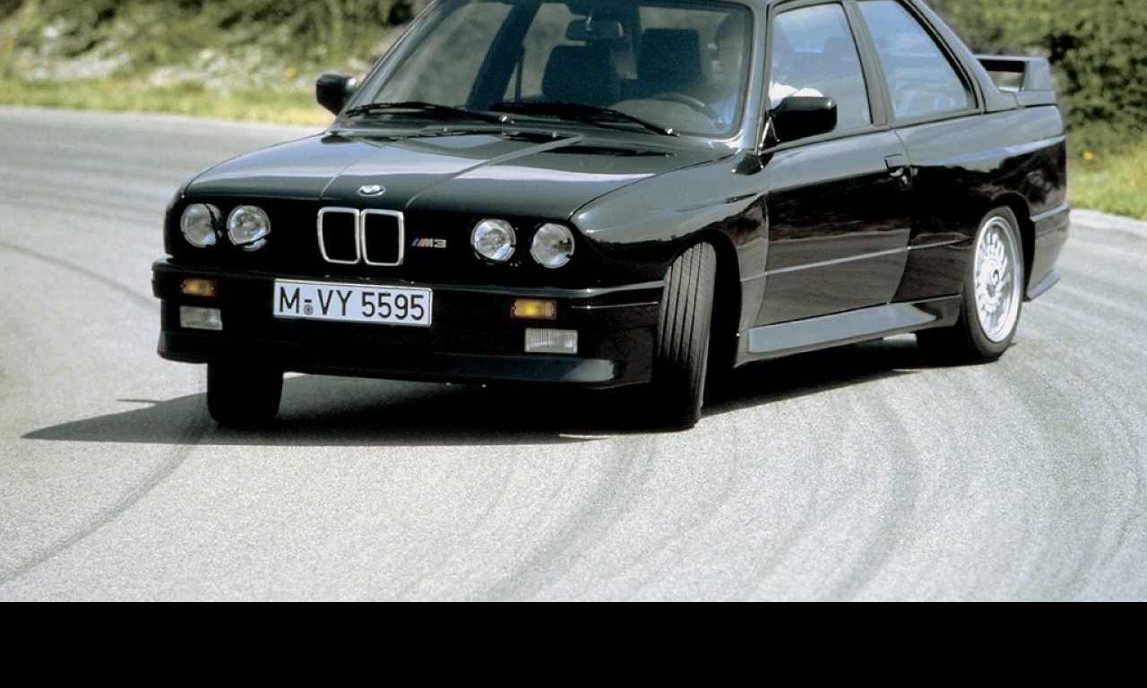 Tapeta e30_m3