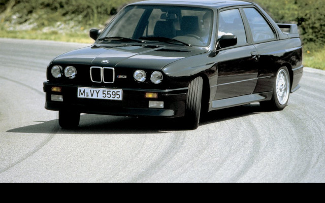 Tapeta e30_m3