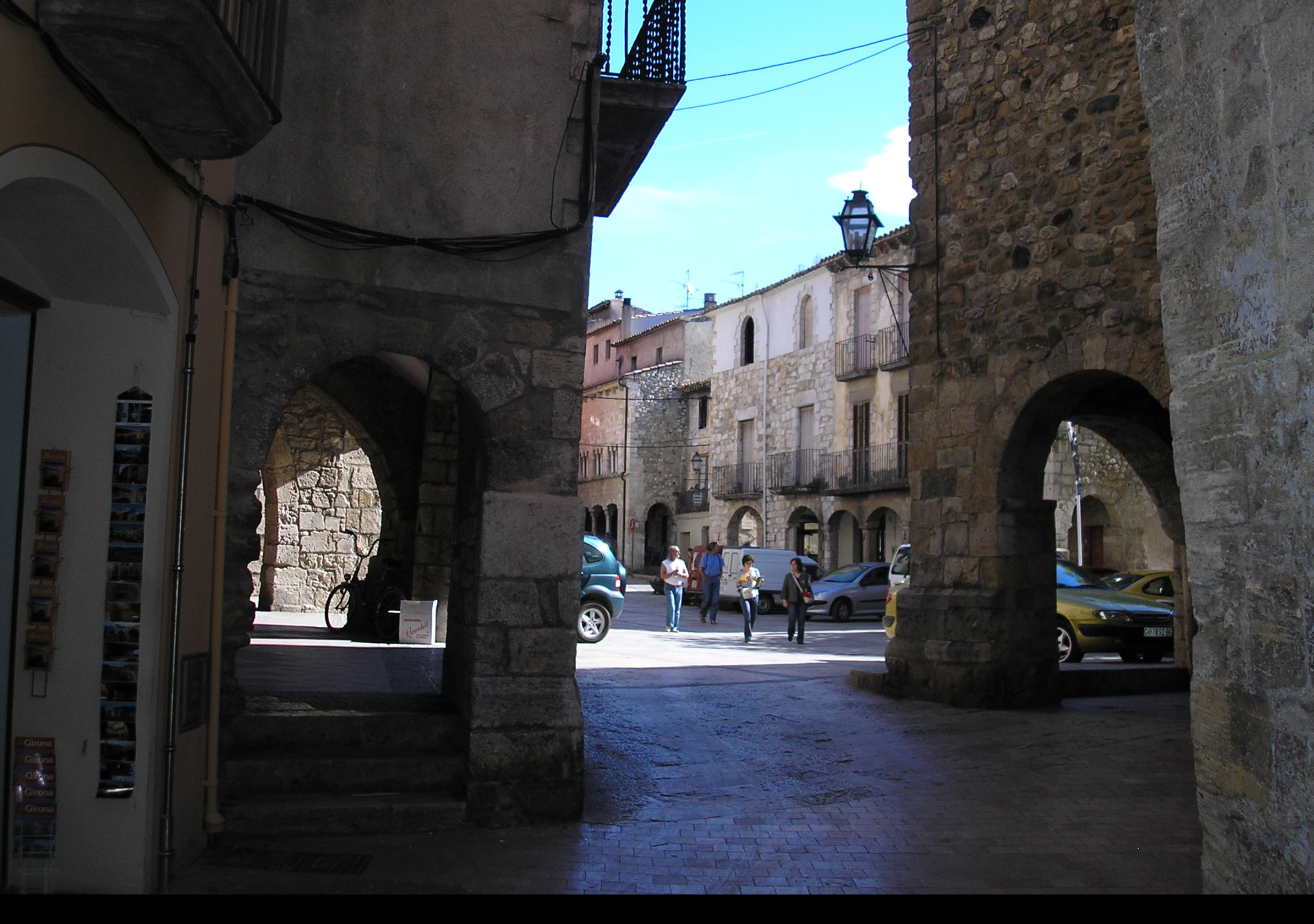 Tapeta e_besalu_12