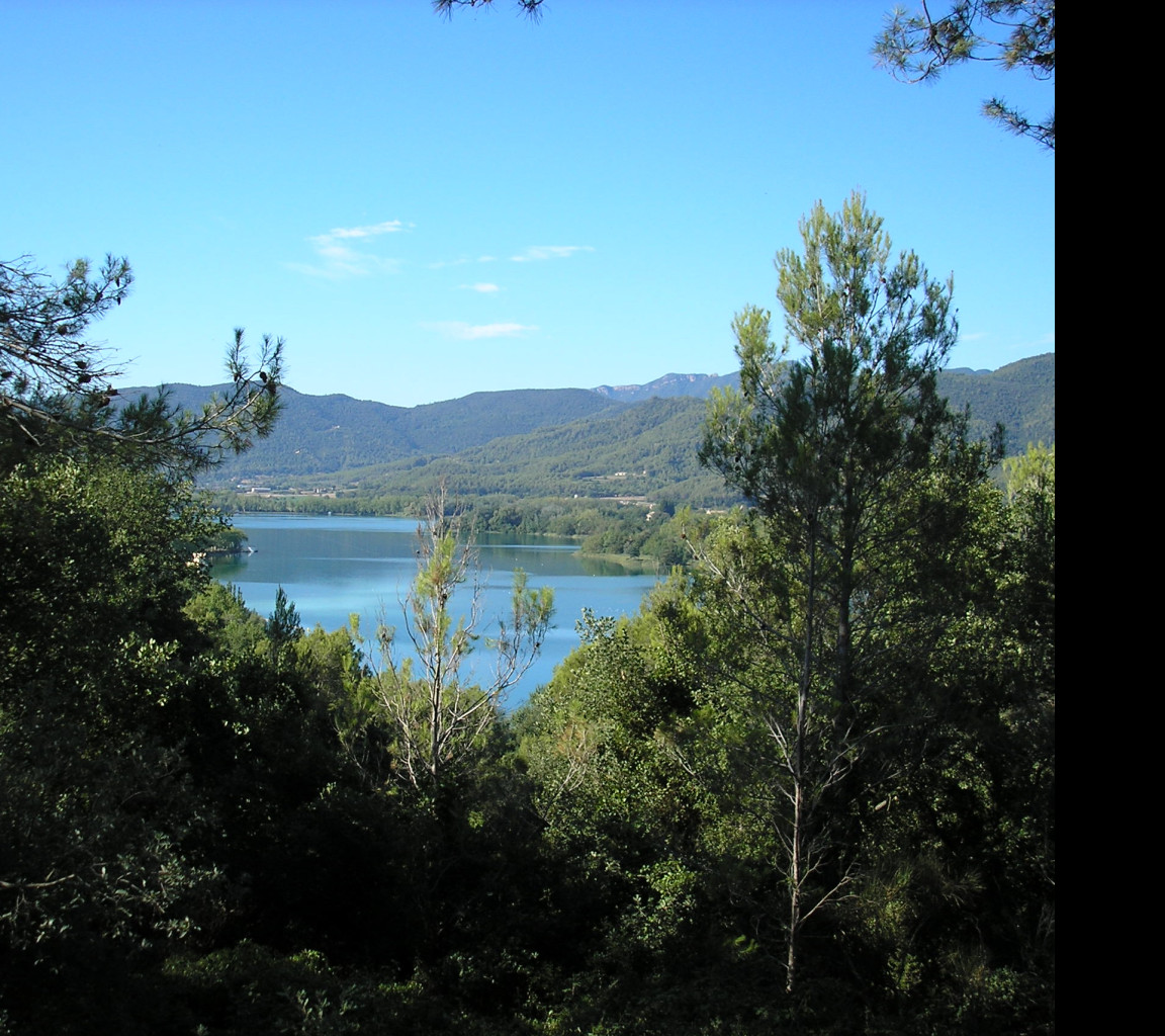 Tapeta e_lago_de_banyoles_2