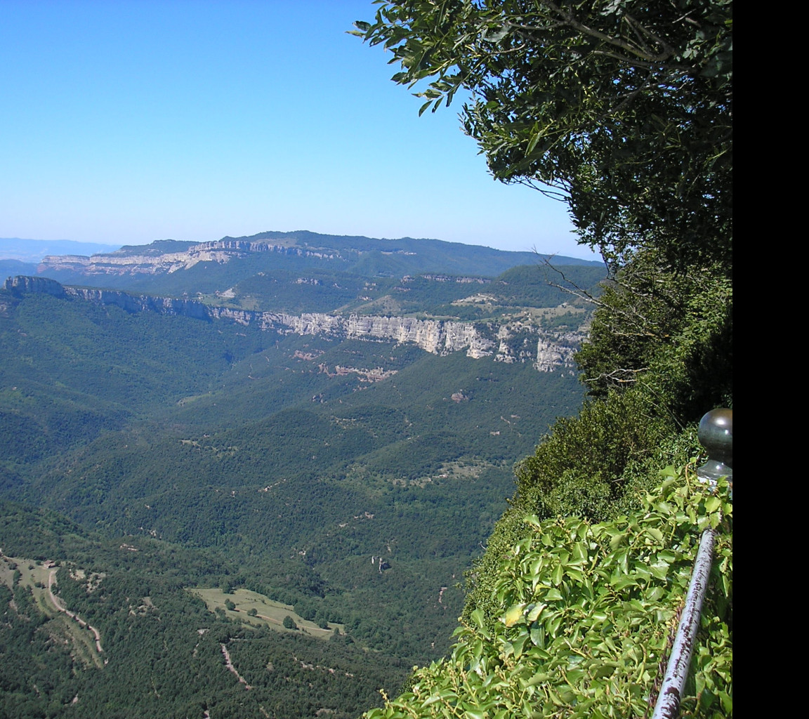 Tapeta e_zona_volcanica_garrotxa_01