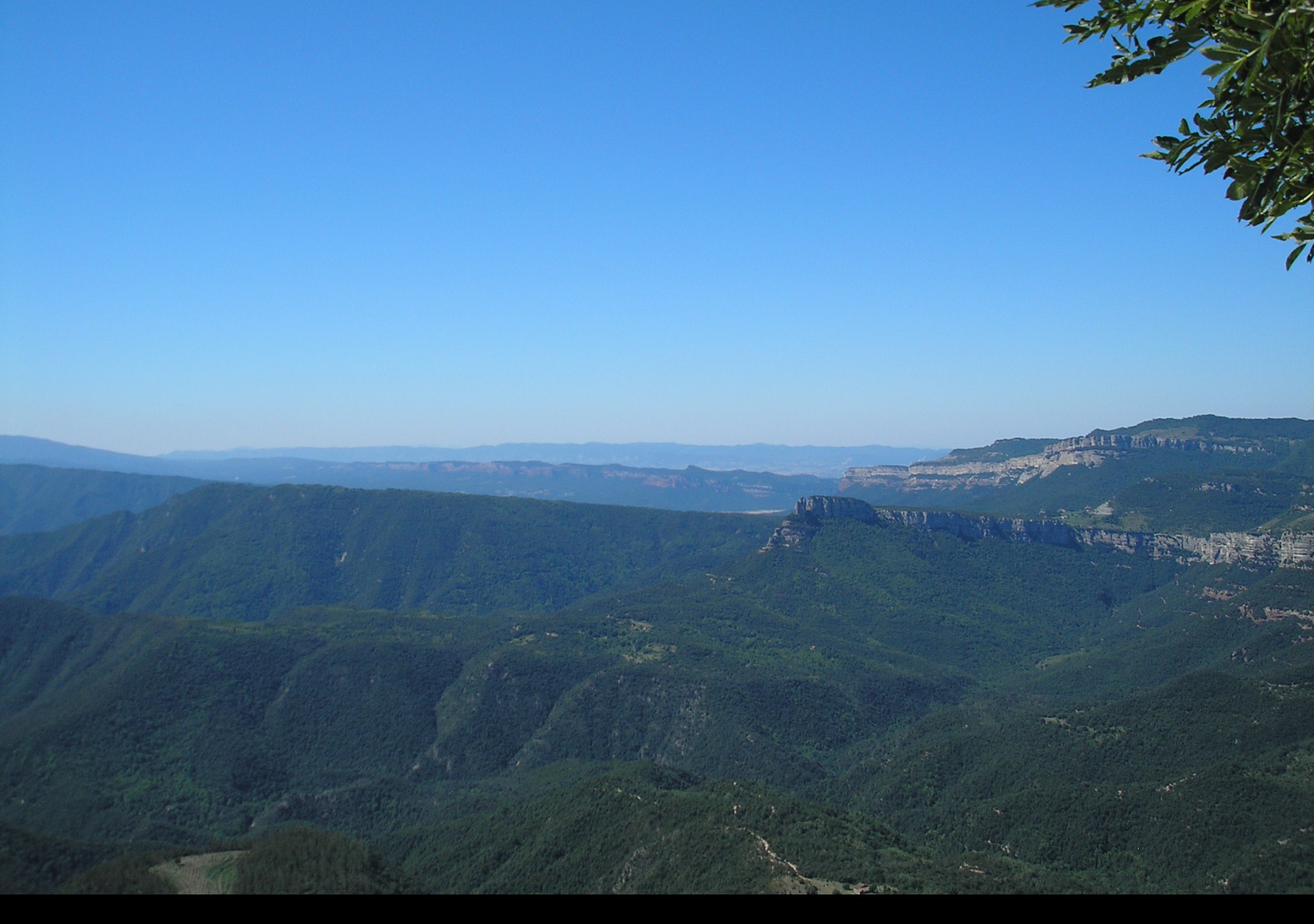 Tapeta e_zona_volcanica_garrotxa_02