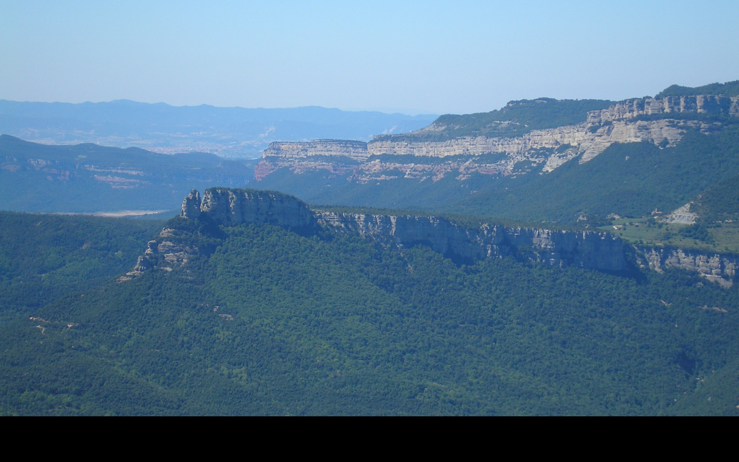 Tapeta e_zona_volcanica_garrotxa_04