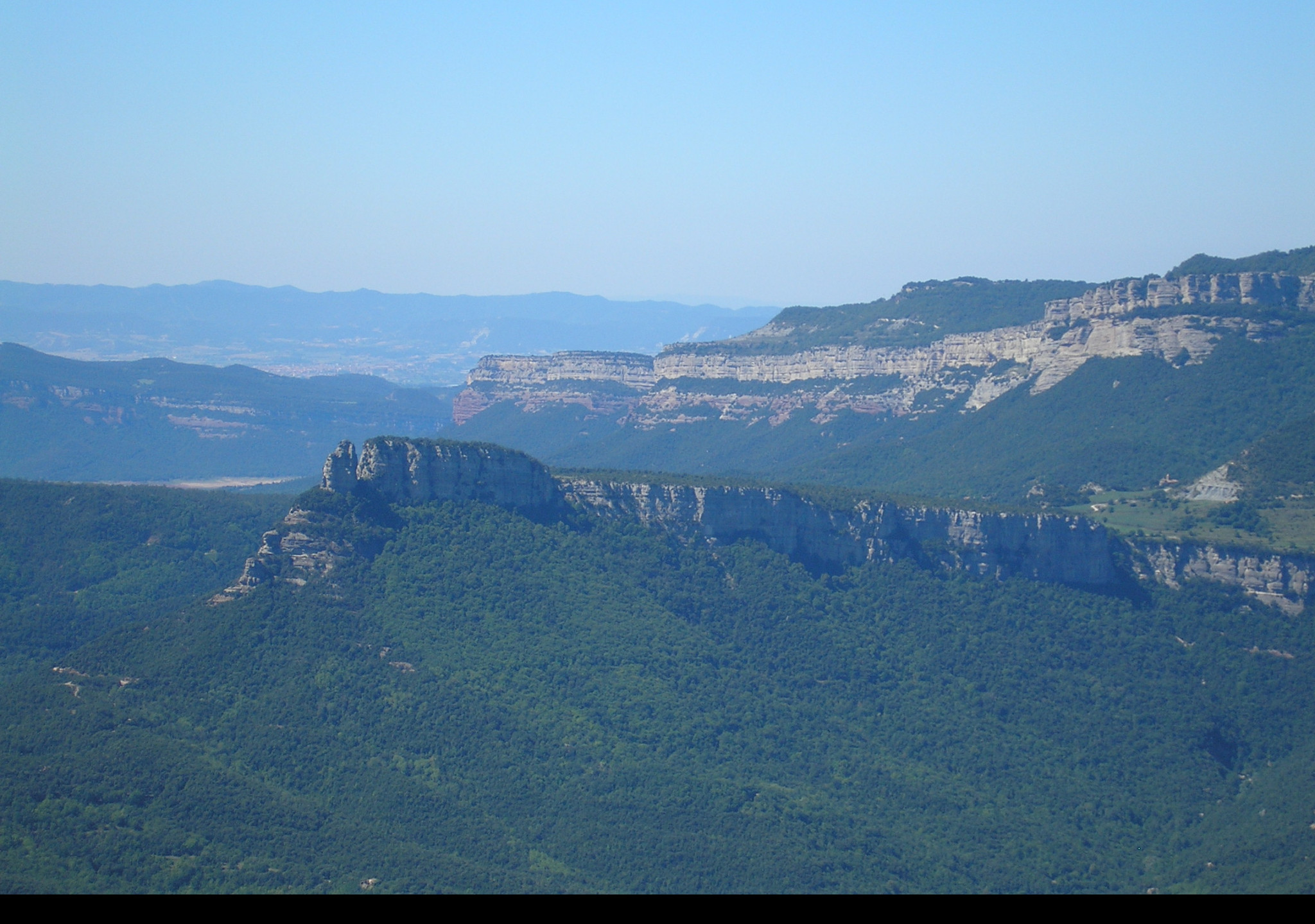 Tapeta e_zona_volcanica_garrotxa_04