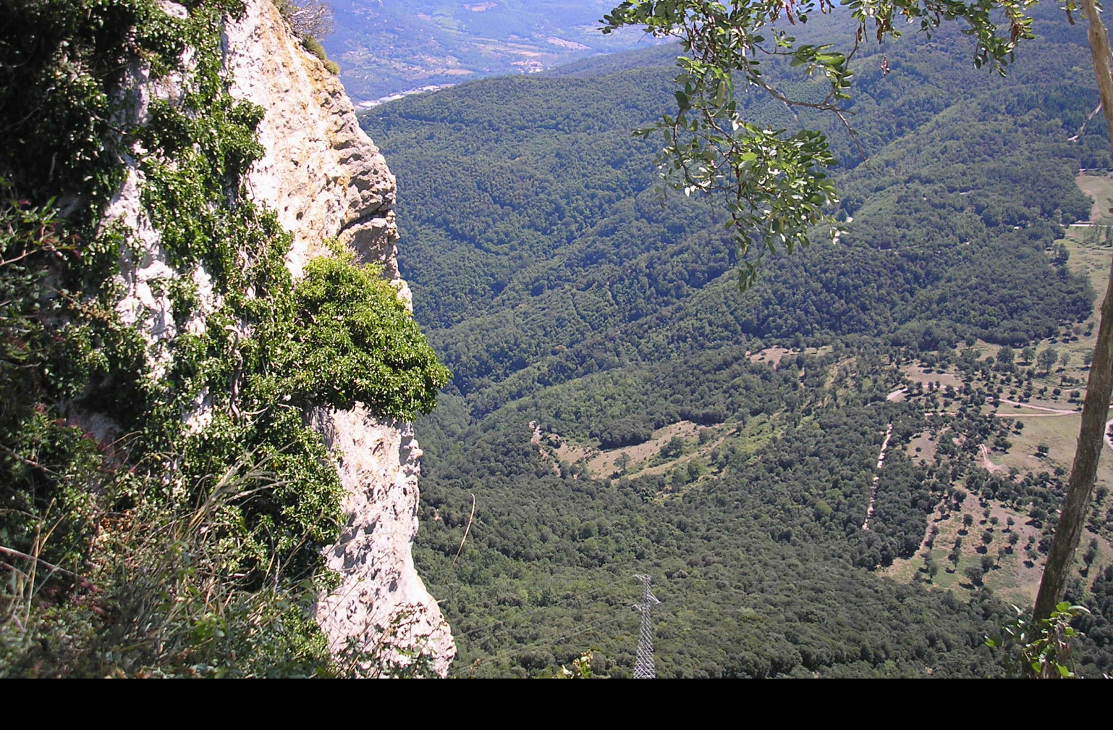 Tapeta e_zona_volcanica_garrotxa_05