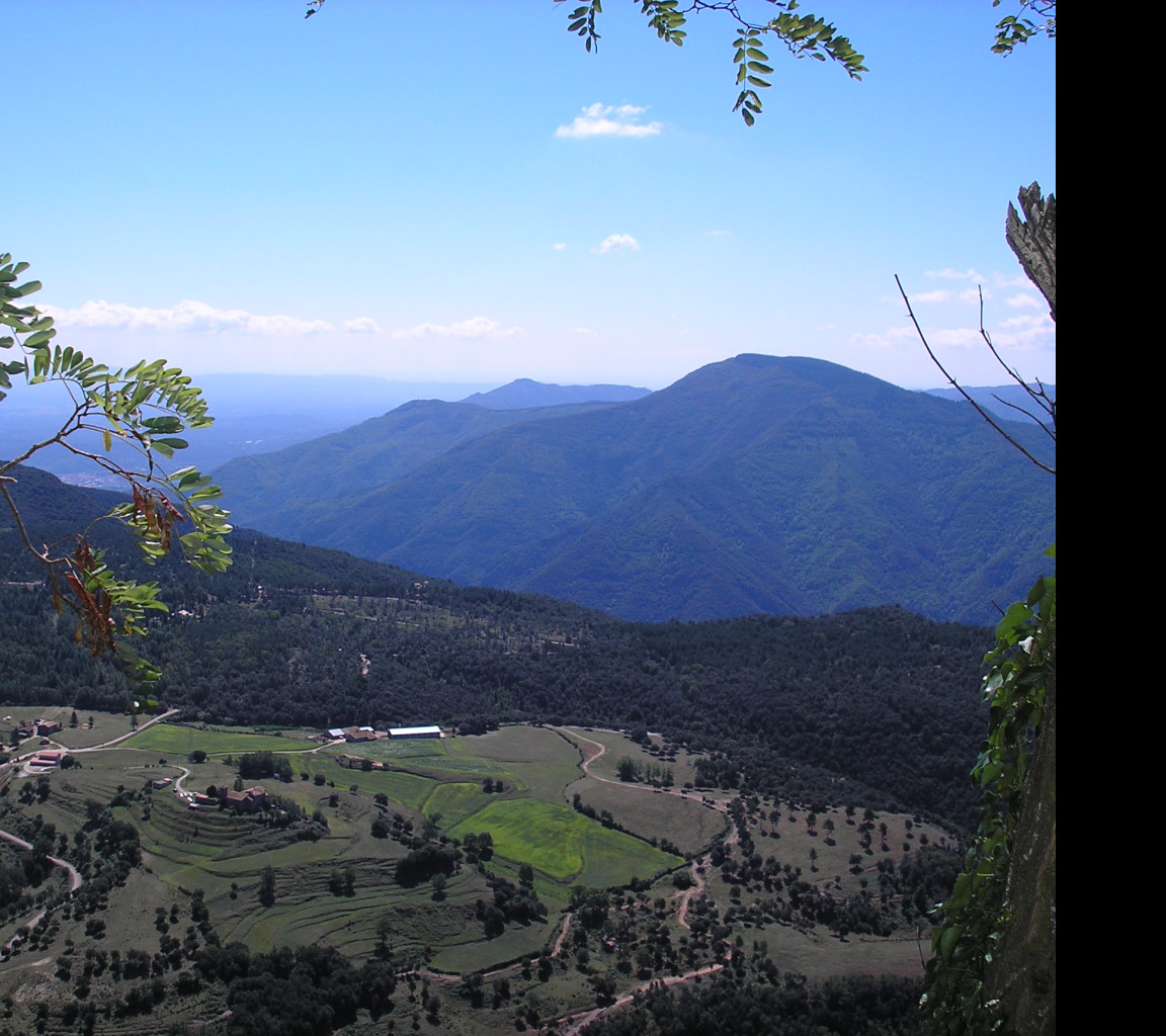 Tapeta e_zona_volcanica_garrotxa_06