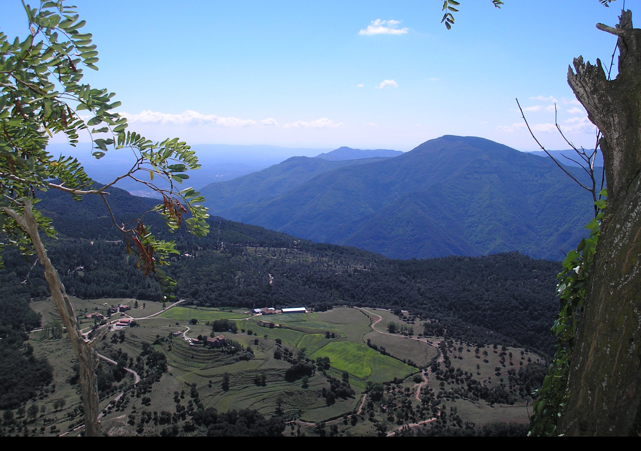 Tapeta e_zona_volcanica_garrotxa_06