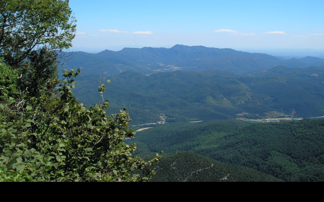 Tapeta e_zona_volcanica_garrotxa_10