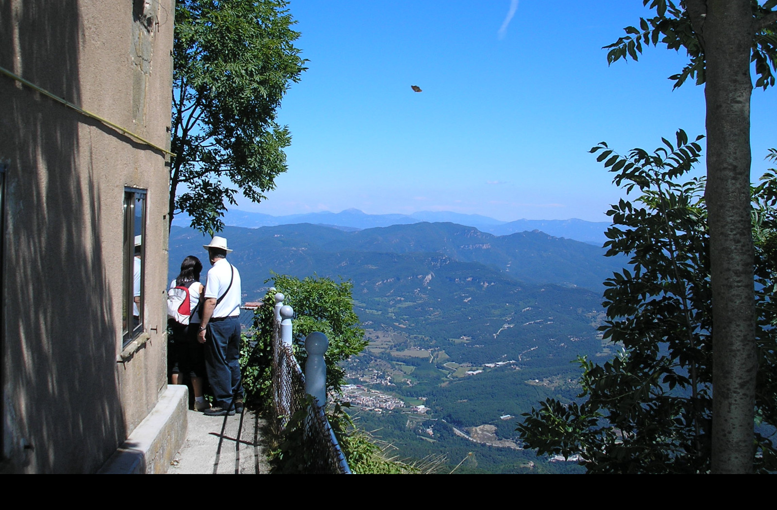 Tapeta e_zona_volcanica_garrotxa_12