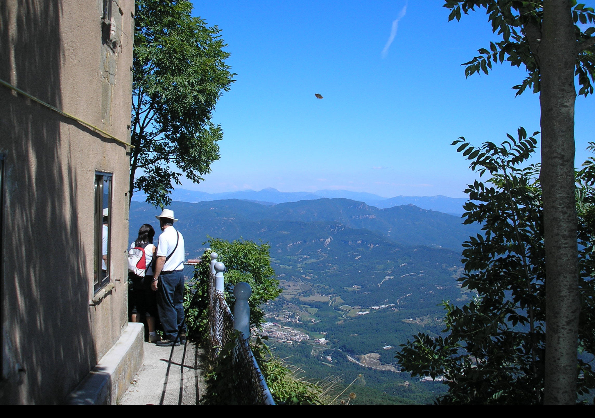 Tapeta e_zona_volcanica_garrotxa_12