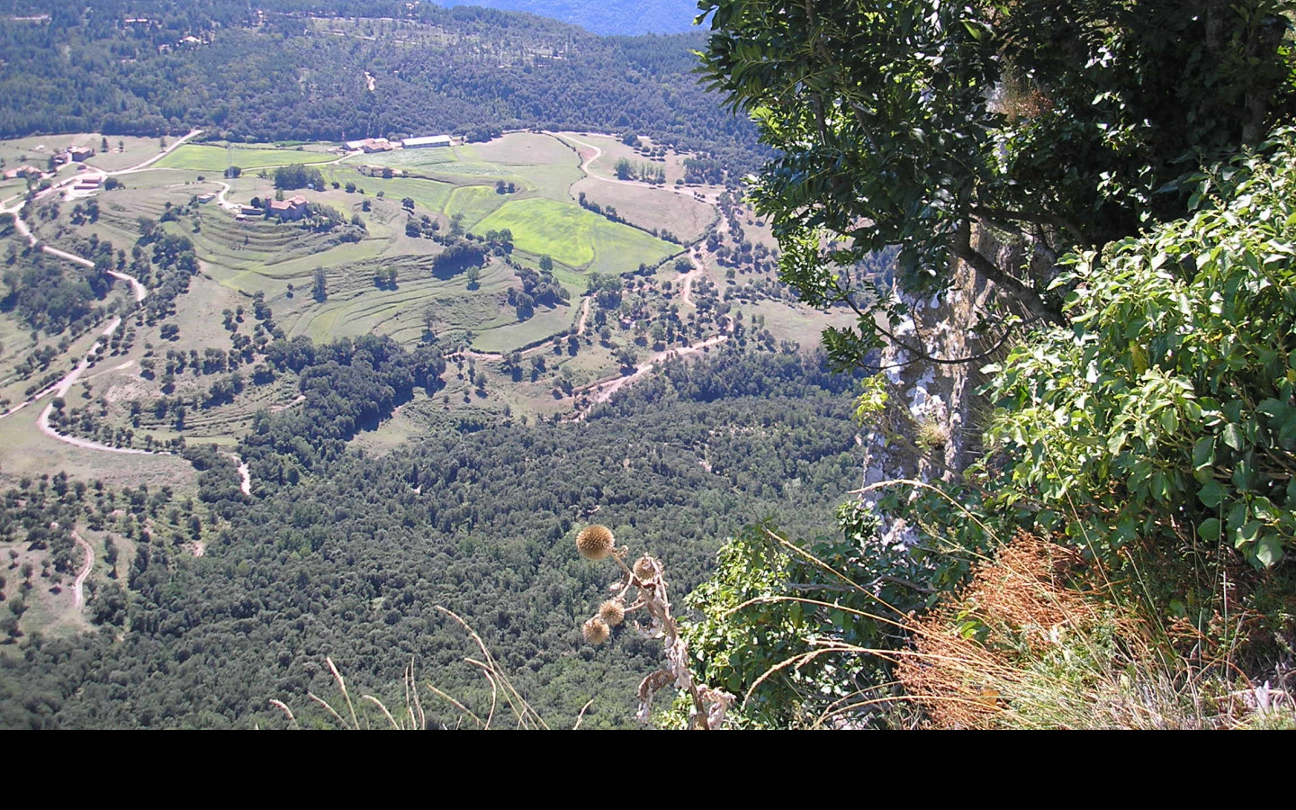 Tapeta e_zona_volcanica_garrotxa_13