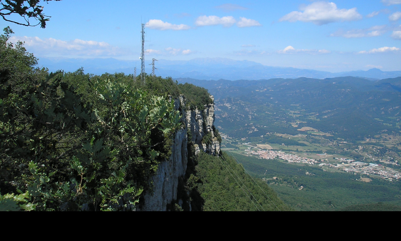 Tapeta e_zona_volcanica_garrotxa_15