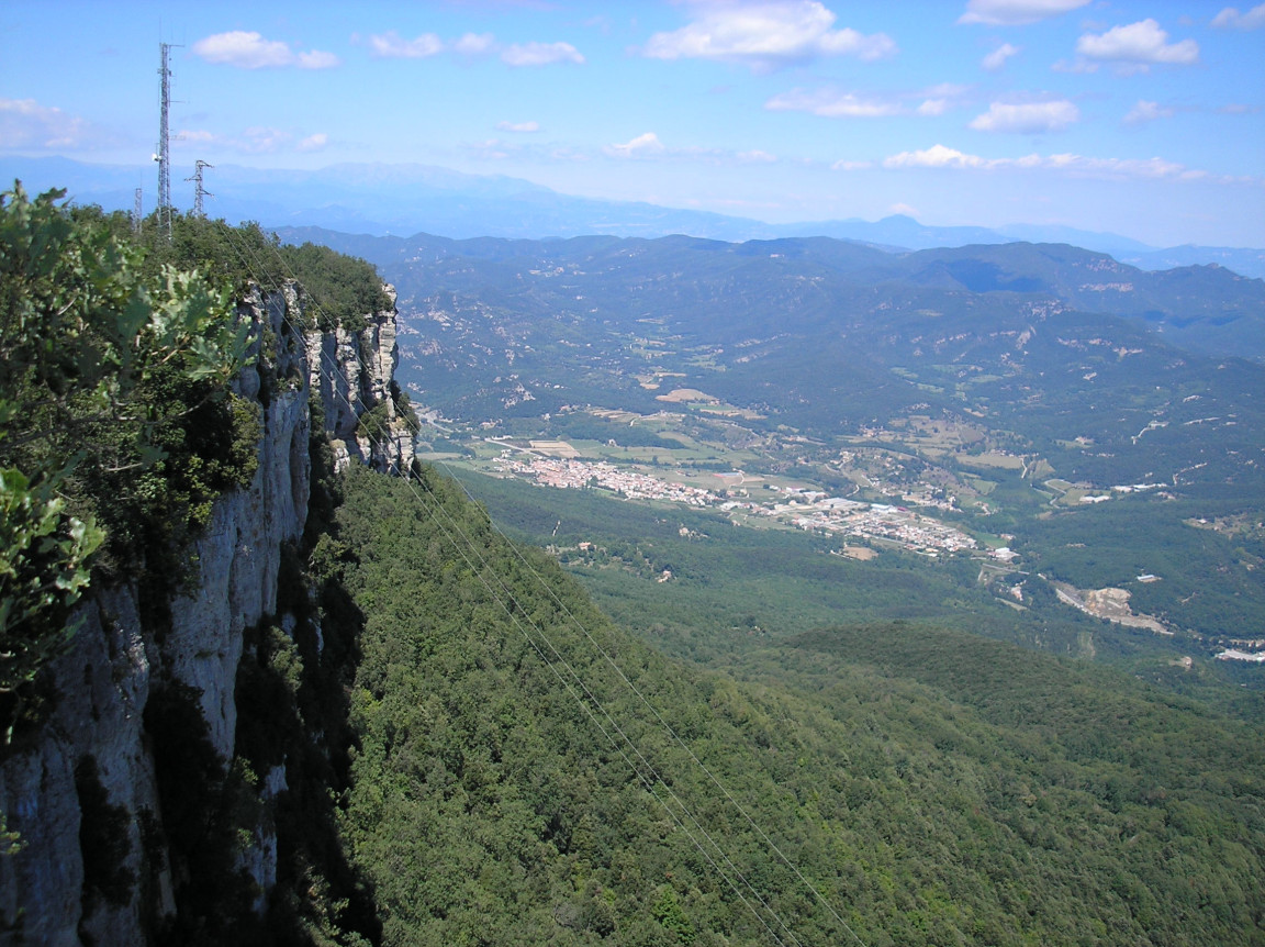 Tapeta e_zona_volcanica_garrotxa_16