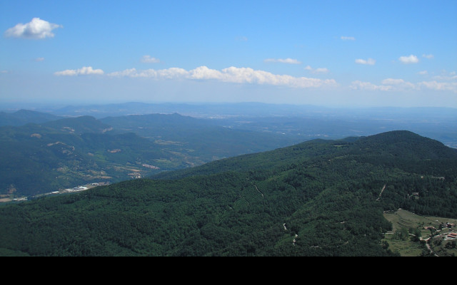 Tapeta e_zona_volcanica_garrotxa_18