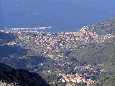 Tapeta: Elba-pohled z monte Capane