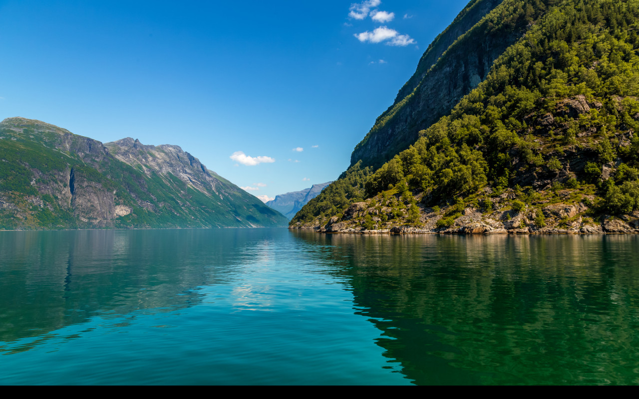 Tapeta geirangerfjord3__norsko