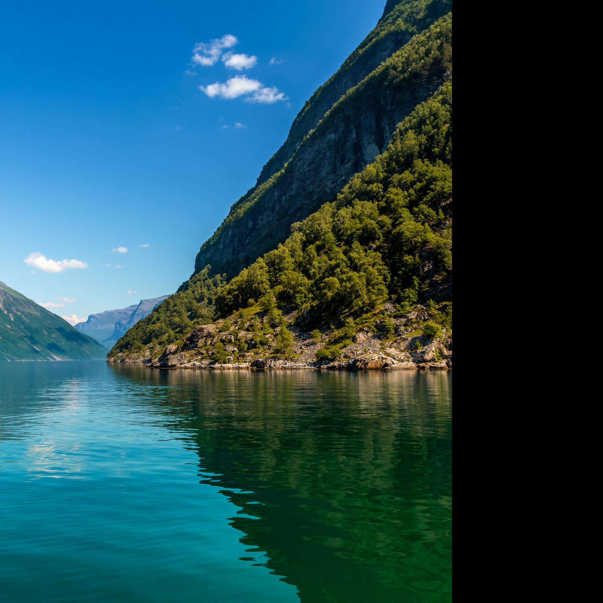 Tapeta geirangerfjord3__norsko