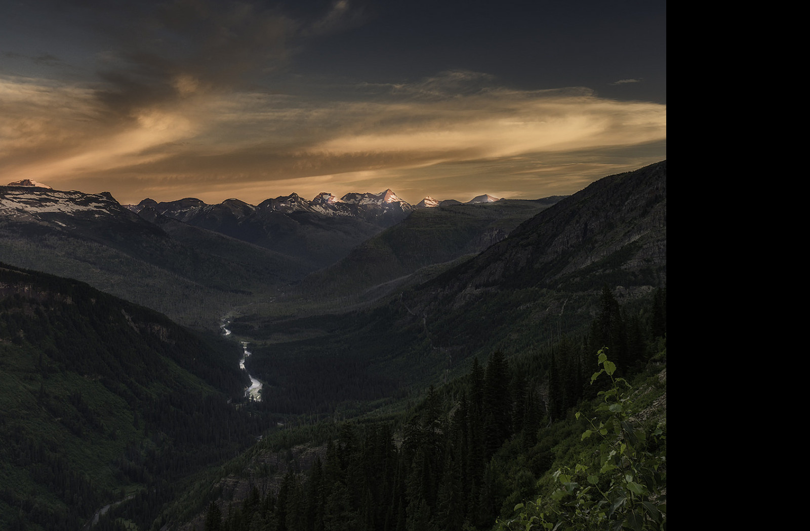 Tapeta glacier__logan_pass