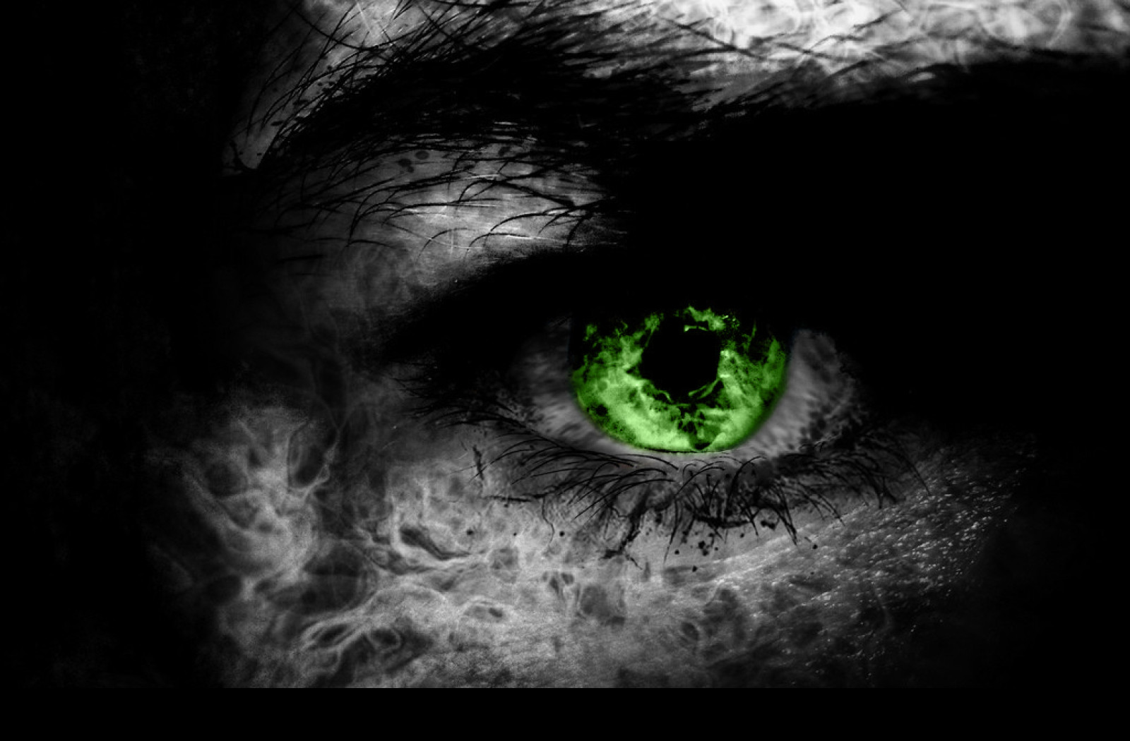 Tapeta green_eye