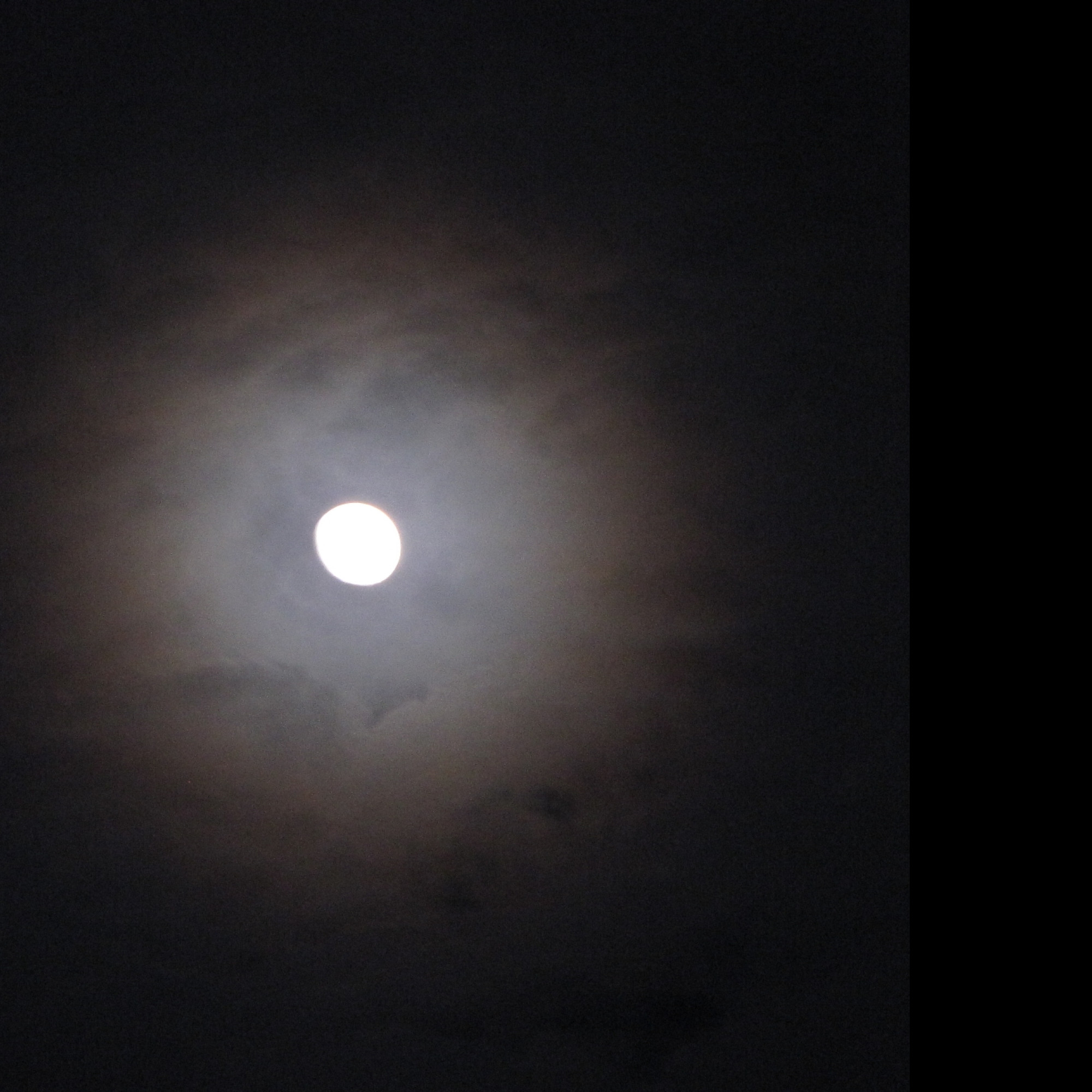 Tapeta halo_moon_3
