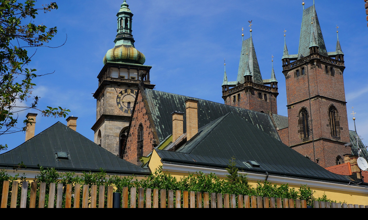 Tapeta hradec_kralove_
