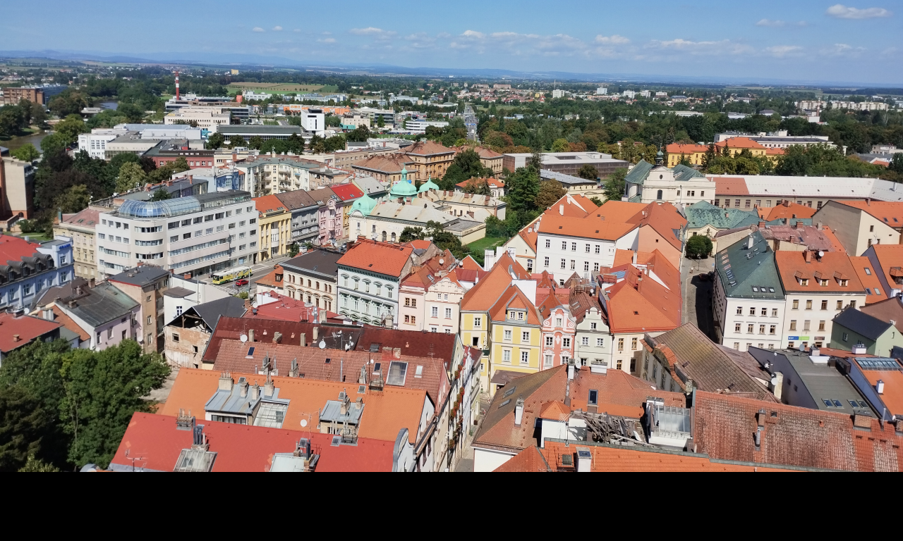 Tapeta hradec_kralove_z_bile_veze