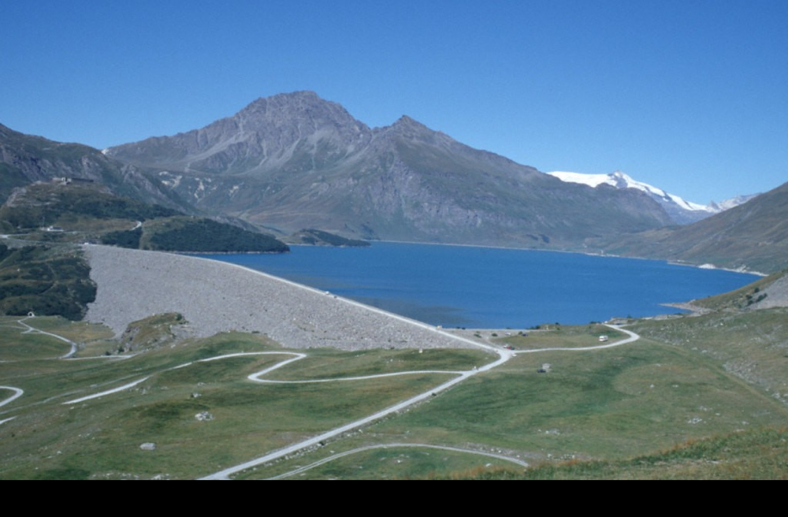 Tapeta jezero_moncenisio