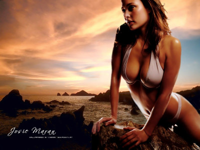 Tapeta: Josie Maran 3