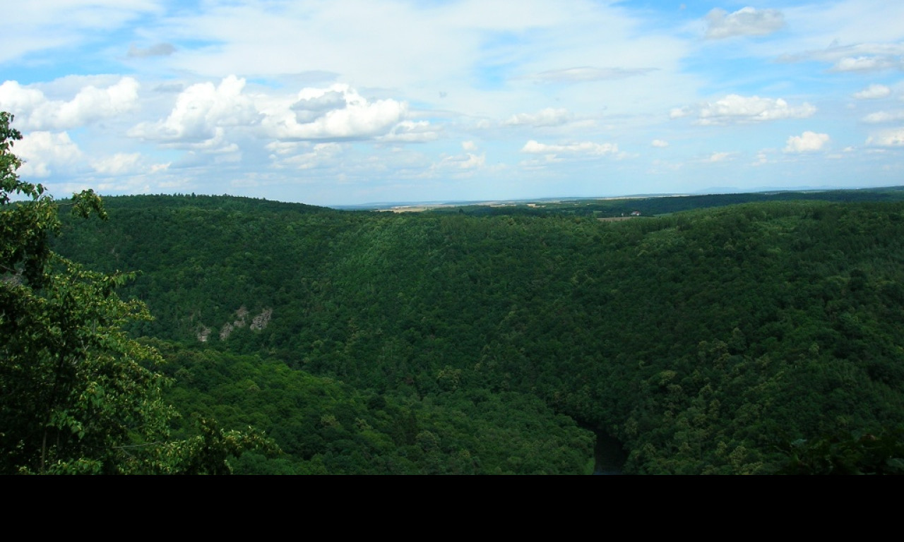 Tapeta krajina_z_rakouskych_hranic