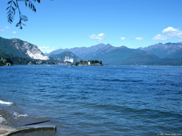 Tapeta lago_maggiore