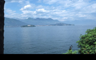 Tapeta lago_maggiore_2