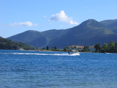 Tapeta: Laguna u Nidri