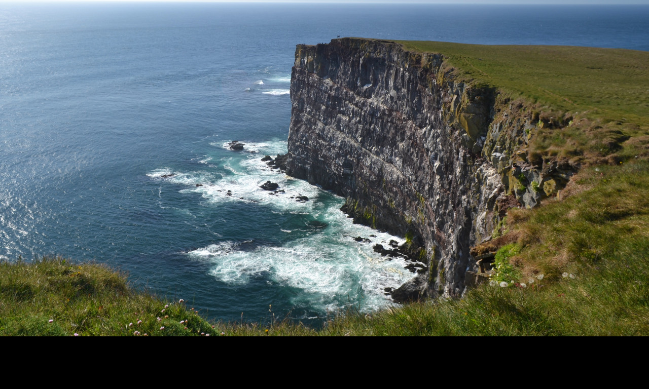 Tapeta latrabjarg__island