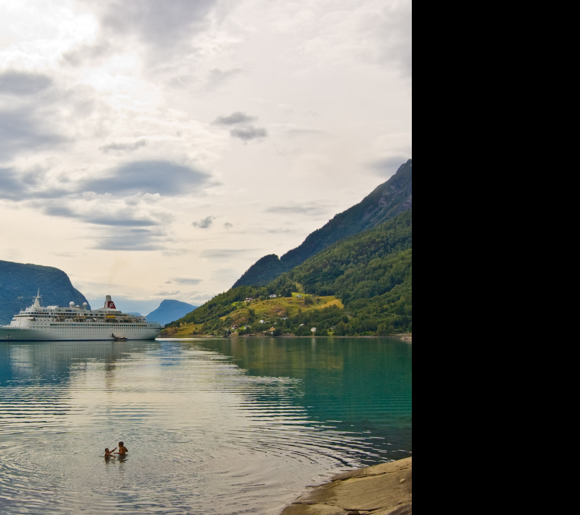 Tapeta lustrafjord__norsko