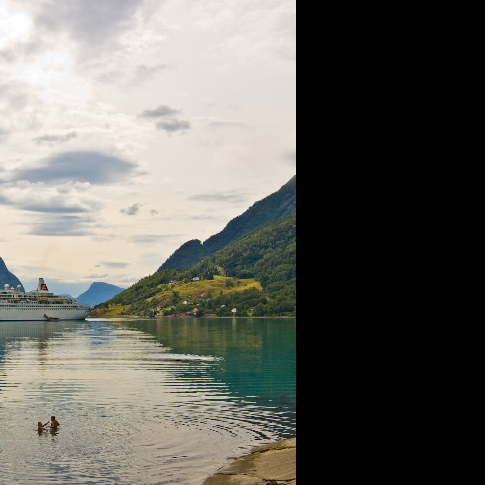 Tapeta lustrafjord__norsko