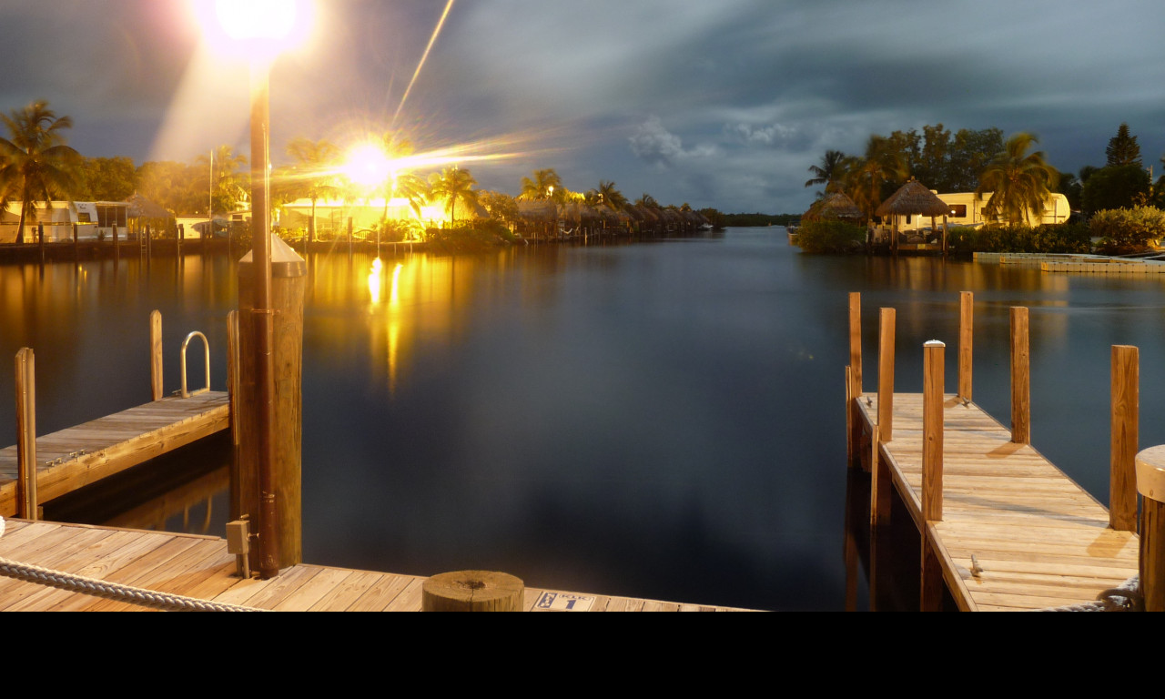 Tapeta miami_camp